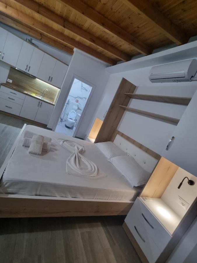Vila Soleil Vlorë エクステリア 写真