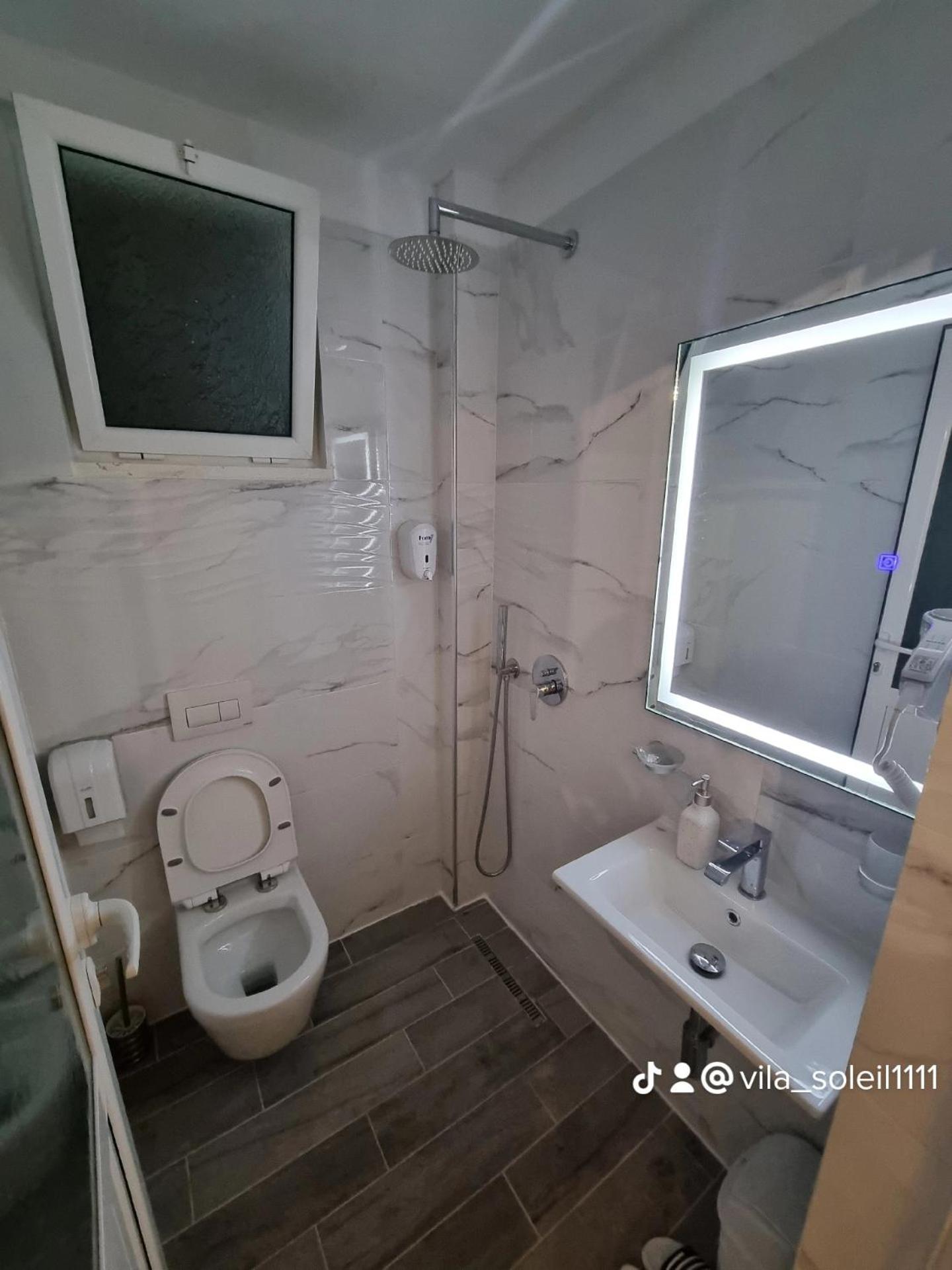 Vila Soleil Vlorë 部屋 写真