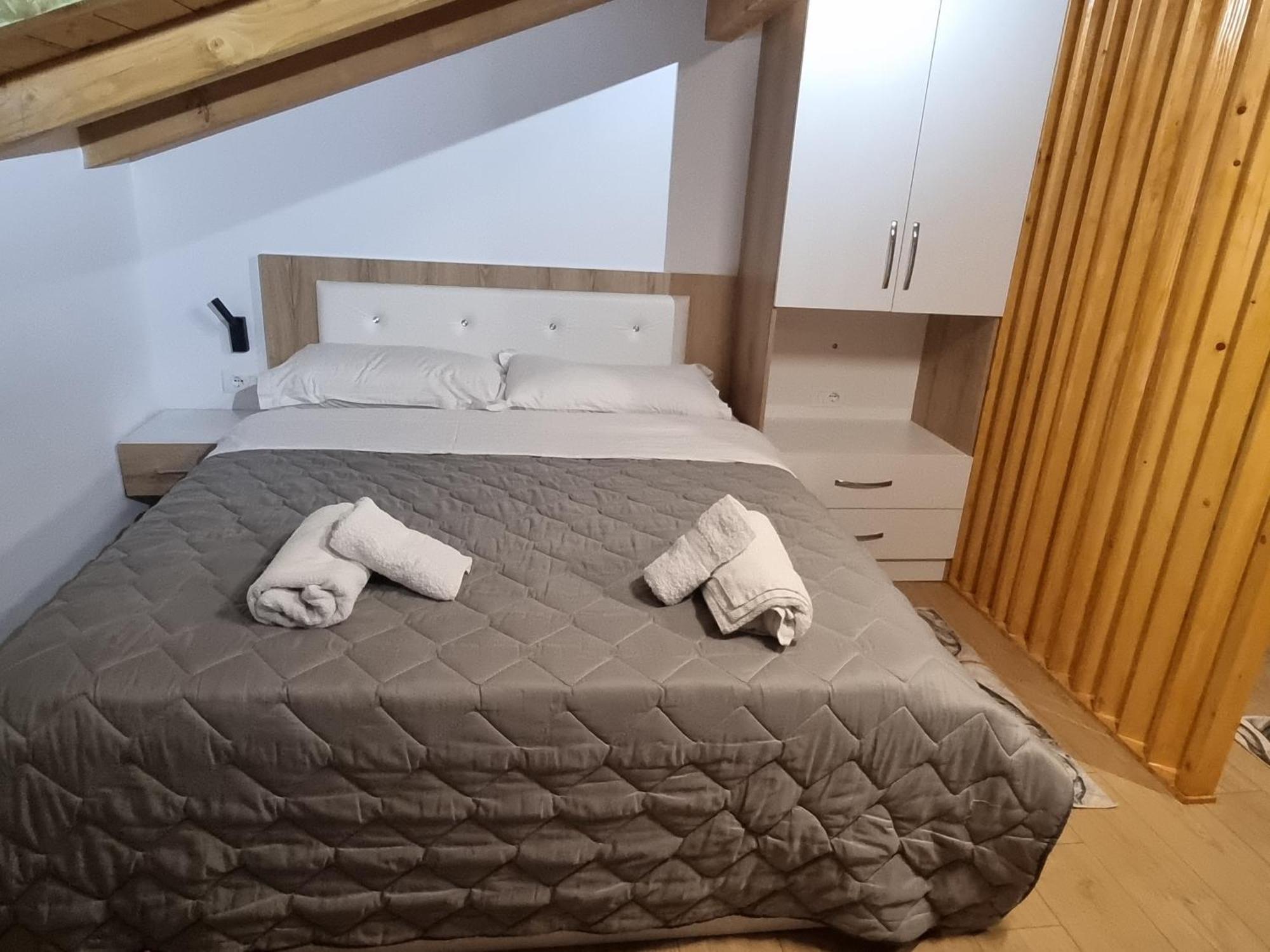 Vila Soleil Vlorë エクステリア 写真